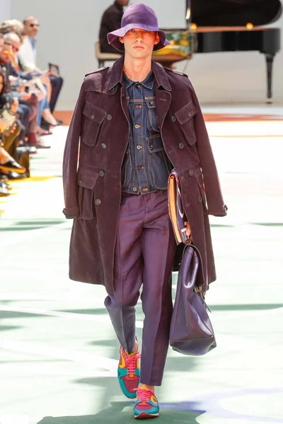 Look 1